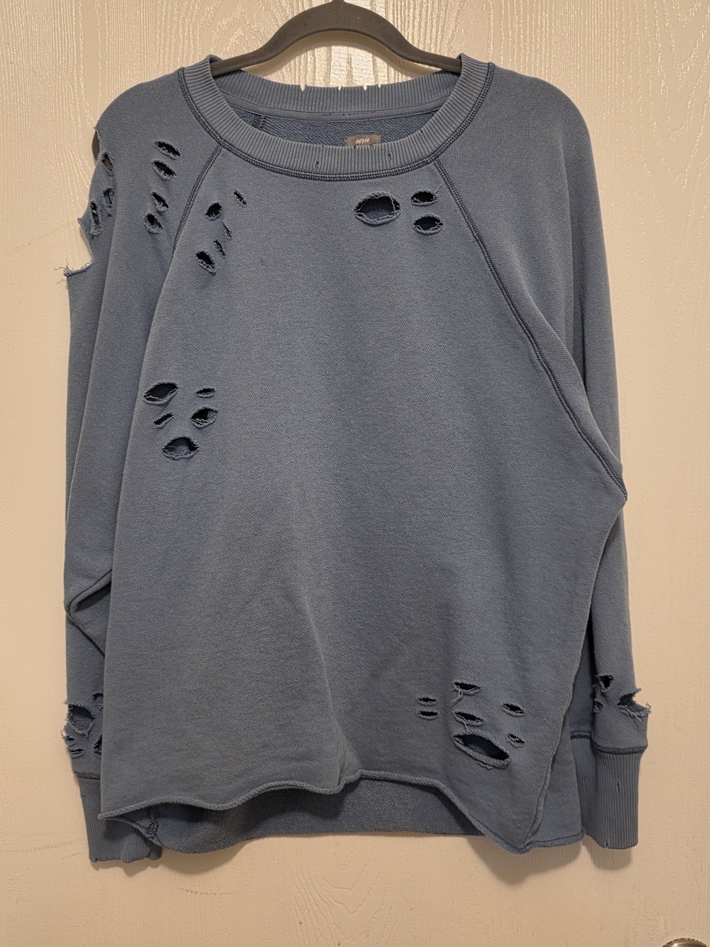 Y2K AERIE Women's Distressed Pullover Sweatshirt - Dusty Blue